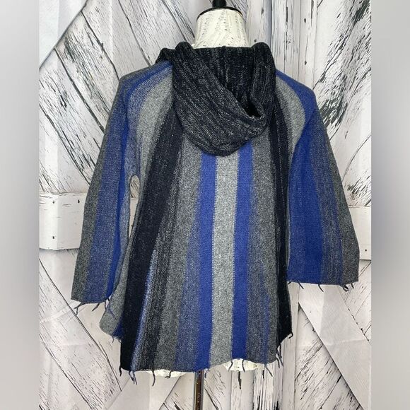 Free People hooded swing cardigan with double hook closure M - Picture 2 of 7